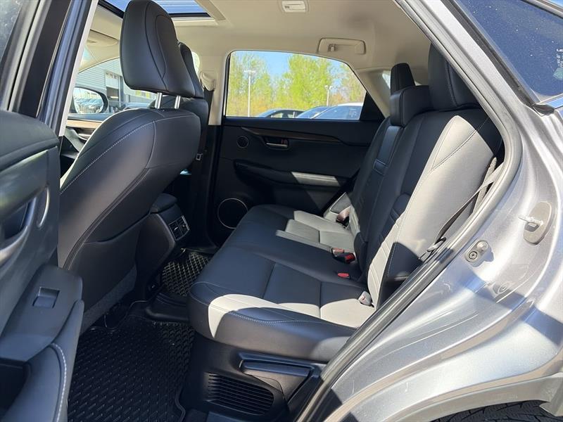 lexus NX 200t 2017 - 30