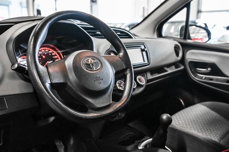 toyota Yaris Hatchback 2016 - 14