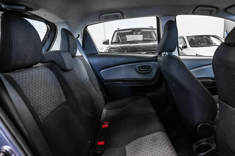 toyota Yaris Hatchback 2016 - 22