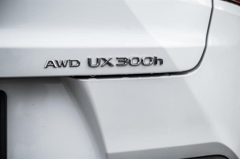 lexus UX 2025 - 11