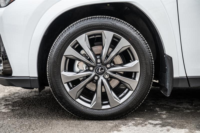 lexus UX 2025 - 12