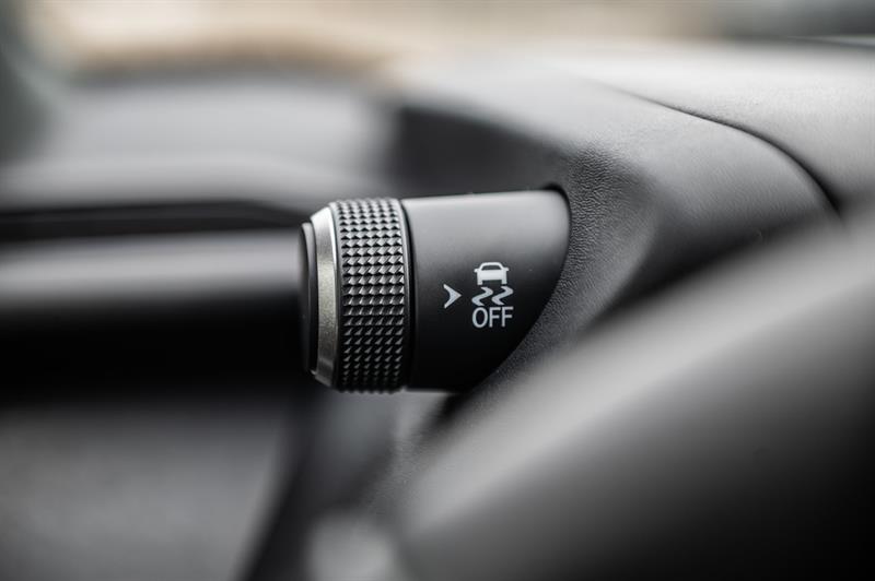 lexus UX 2025 - 20
