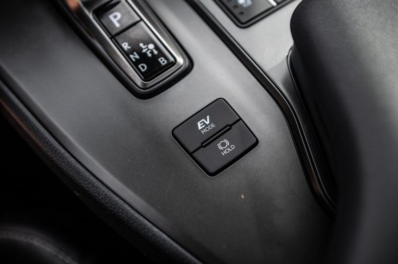 lexus UX 2025 - 27
