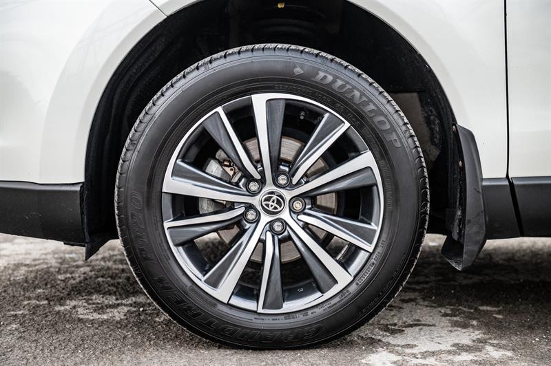 toyota Venza 2022 - 13