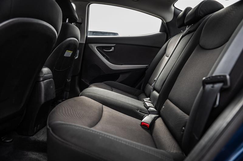 hyundai Elantra 2016 - 23