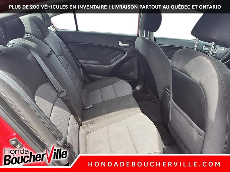 kia Forte 2018 - 17