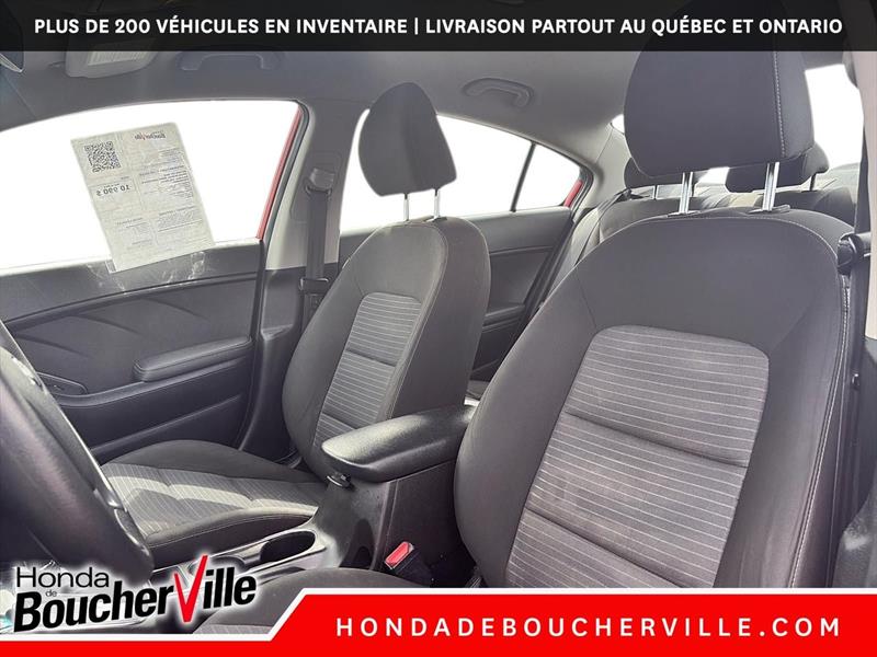 kia Forte 2018 - 30