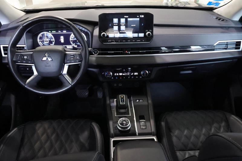 mitsubishi Outlander PHEV 2024 - 14