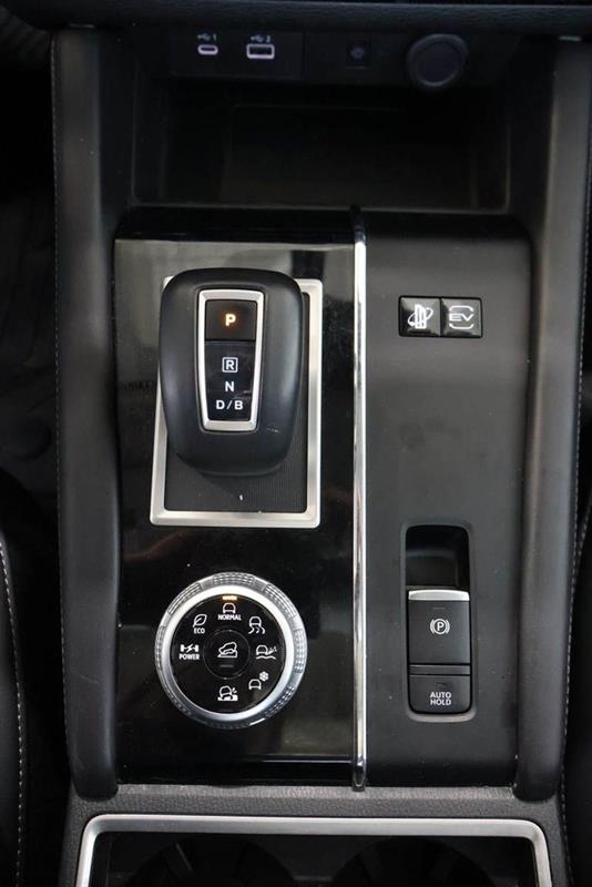 mitsubishi Outlander PHEV 2024 - 27