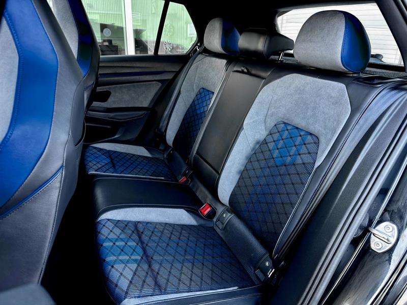volkswagen Golf R 2025 - 17