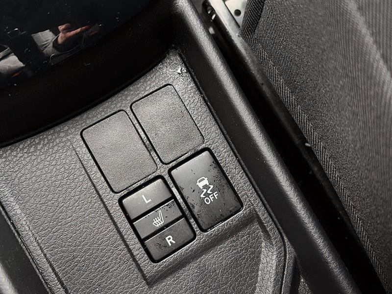 toyota Yaris Hatchback 2018 - 21