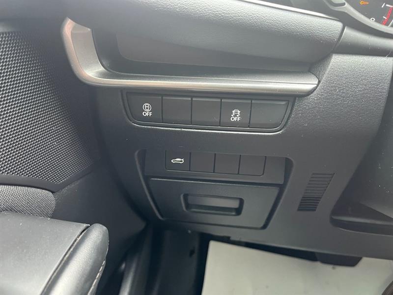 mazda Mazda3 2022 - 16