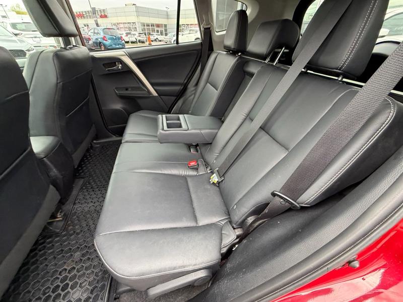 toyota RAV4 2015 - 32