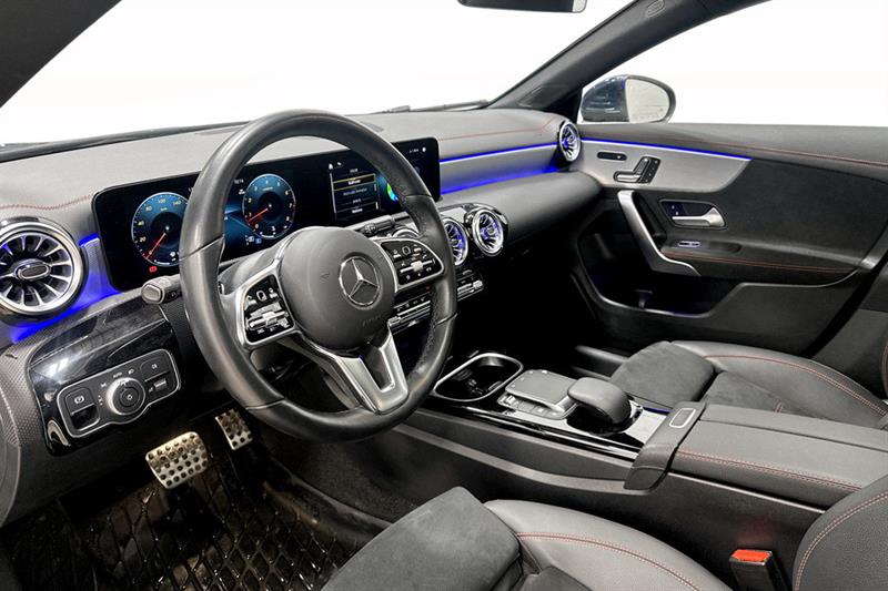 mercedes-benz CLA250 2023 - 6