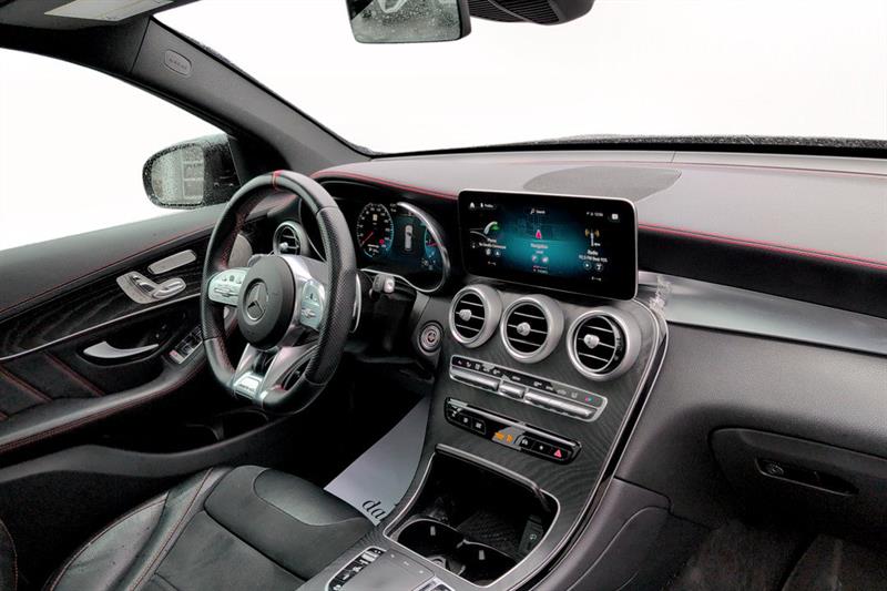 mercedes-benz GLC43 AMG 2021 - 8