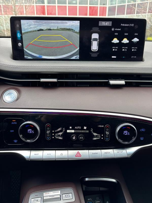 genesis GV70 2022 - 17