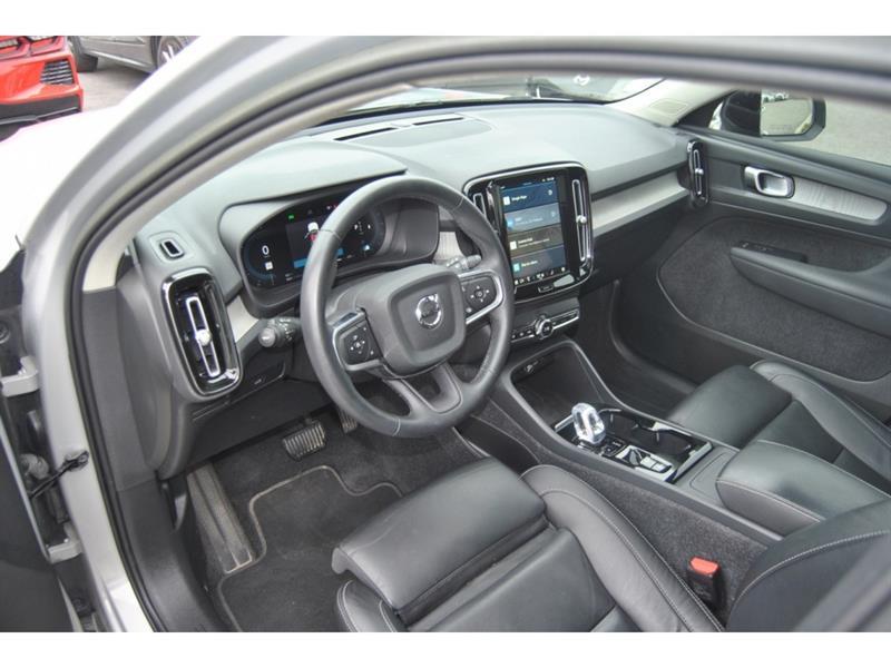 volvo XC40 2023 - 13