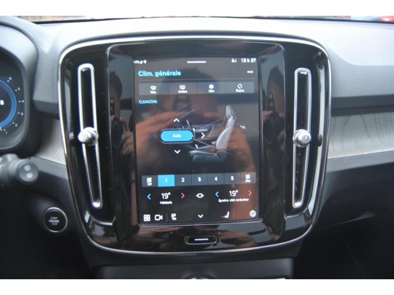 volvo XC40 2023 - 22