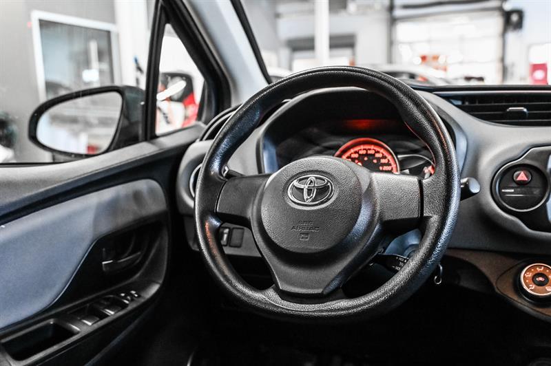 toyota Yaris Hatchback 2016 - 24