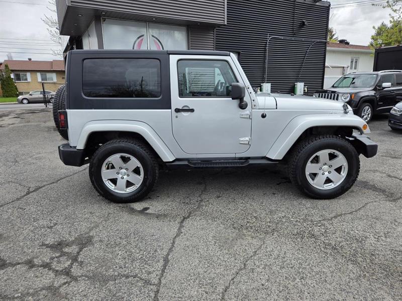 2010 Jeep Wrangler - Image 9