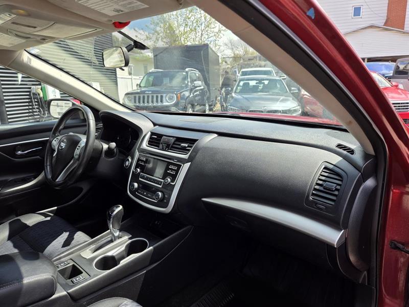 2016 Nissan Altima - Image 10