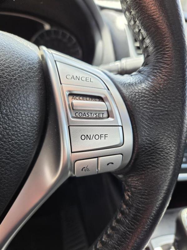 2016 Nissan Altima - Image 19