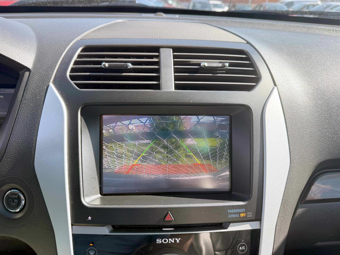 ford Explorer 2014 - 27