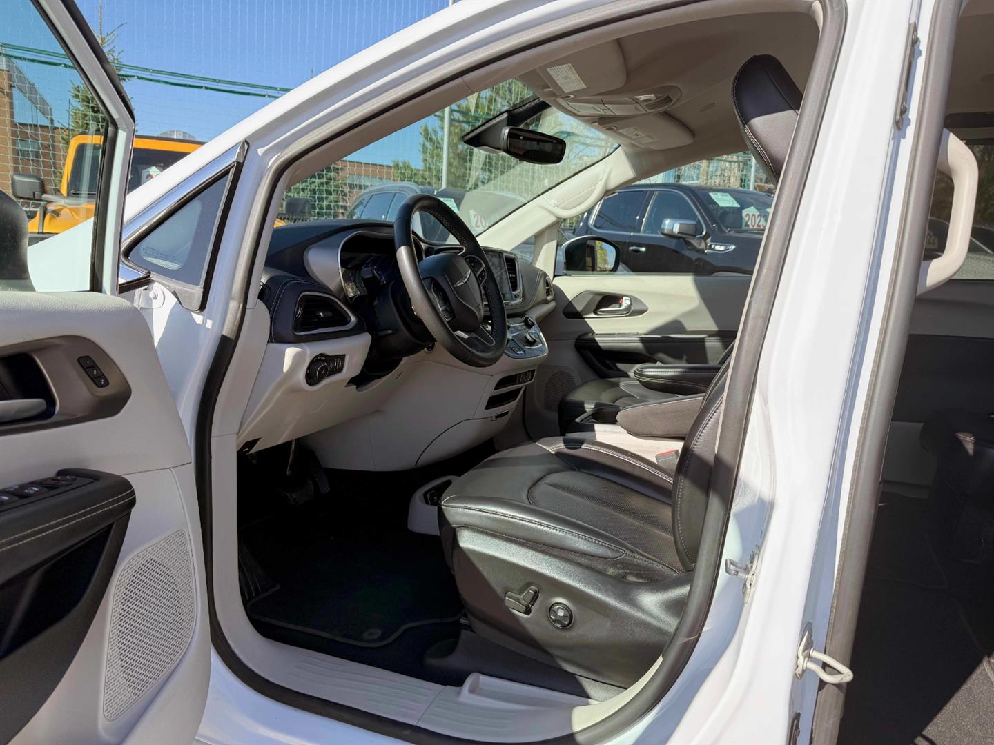 chrysler Pacifica 2023 - 2