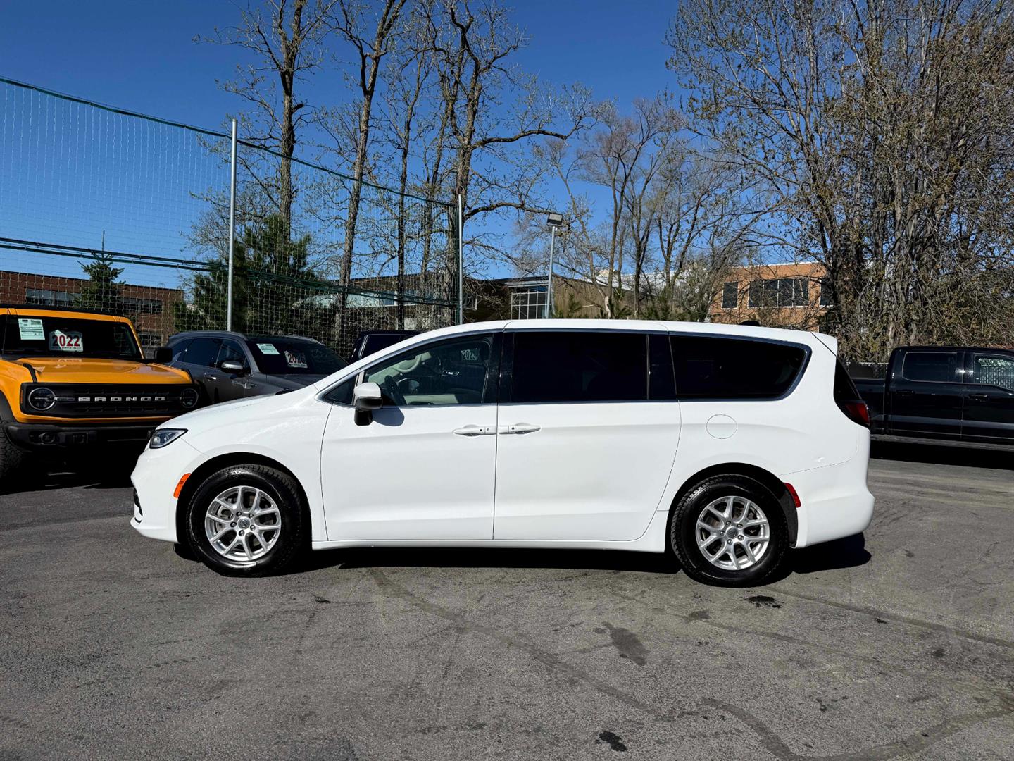 chrysler Pacifica 2023 - 11