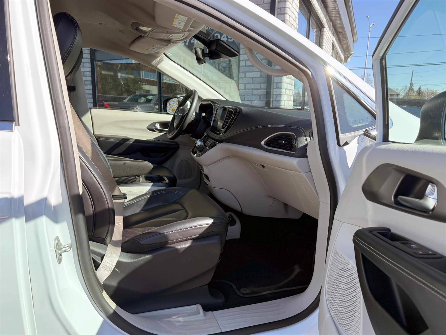 chrysler Pacifica 2023 - 23