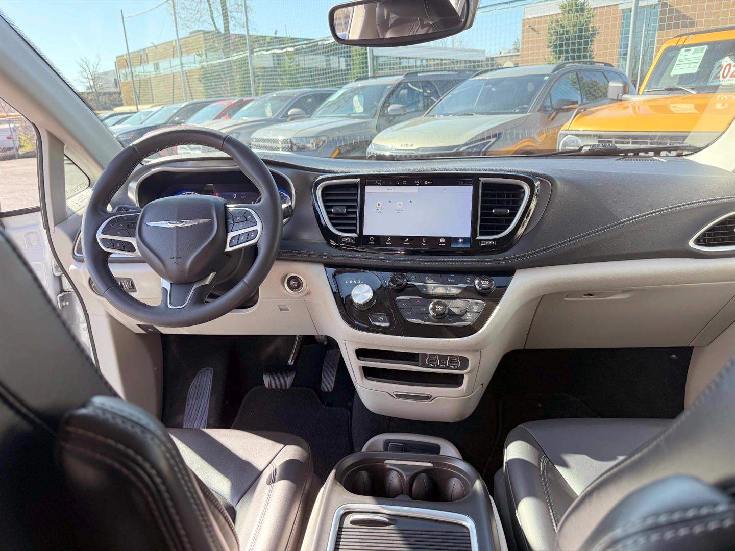 chrysler Pacifica 2023 - 29