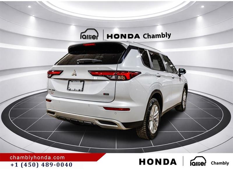 mitsubishi Outlander 2023 - 7