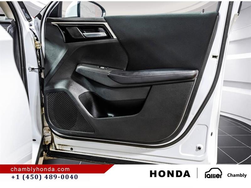 mitsubishi Outlander 2023 - 18
