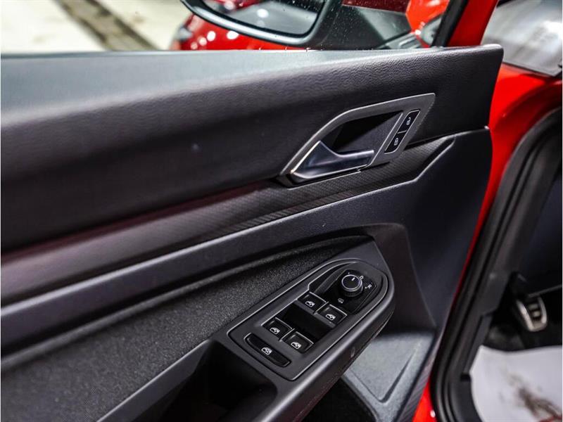 volkswagen Golf GTI 2022 - 11