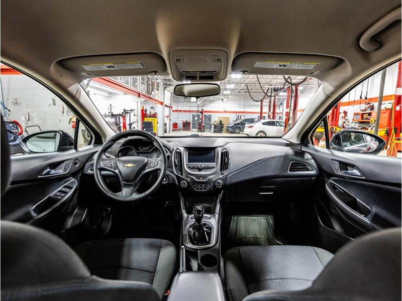 chevrolet Cruze 2018 - 15