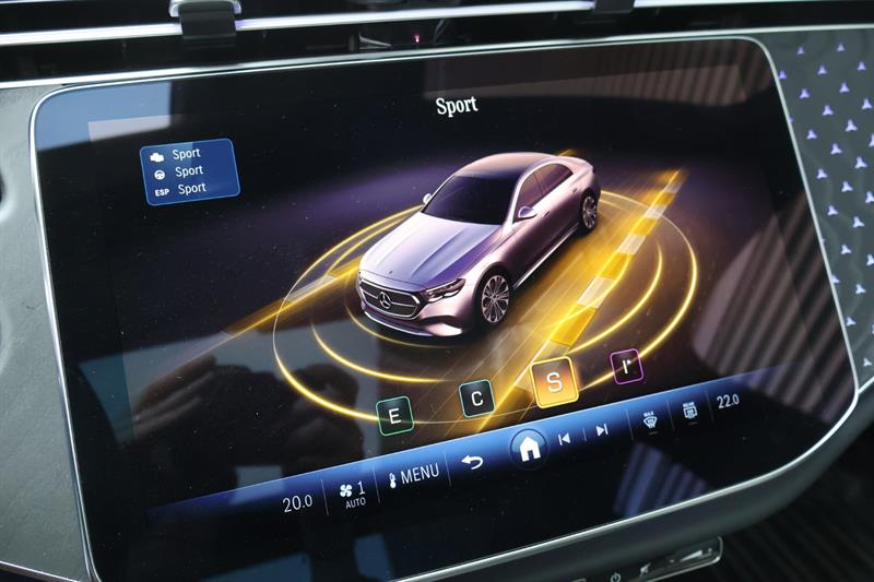 mercedes-benz E Class 2025 - 32