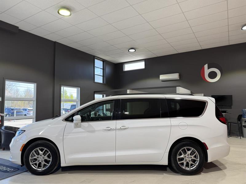 chrysler Pacifica 2022 - 3