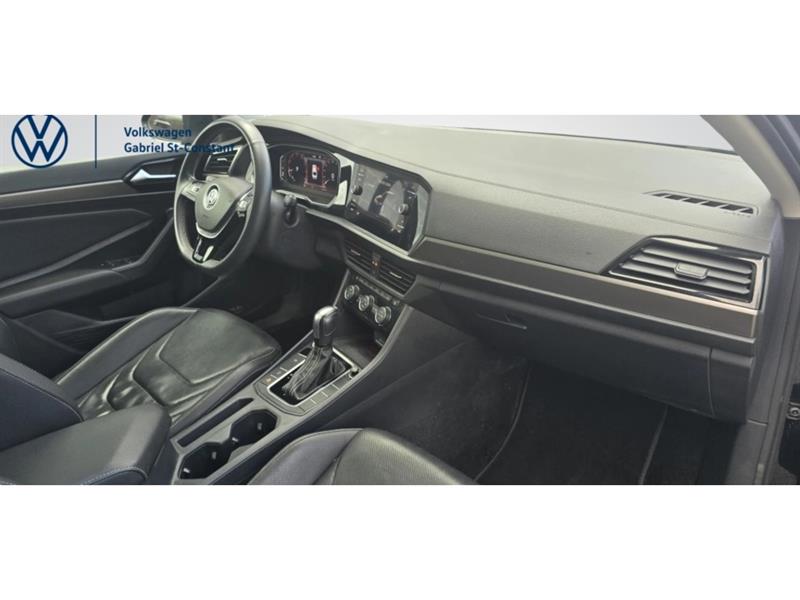 volkswagen Jetta 2021 - 16
