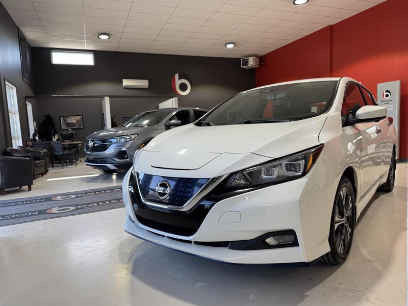 nissan LEAF 2022