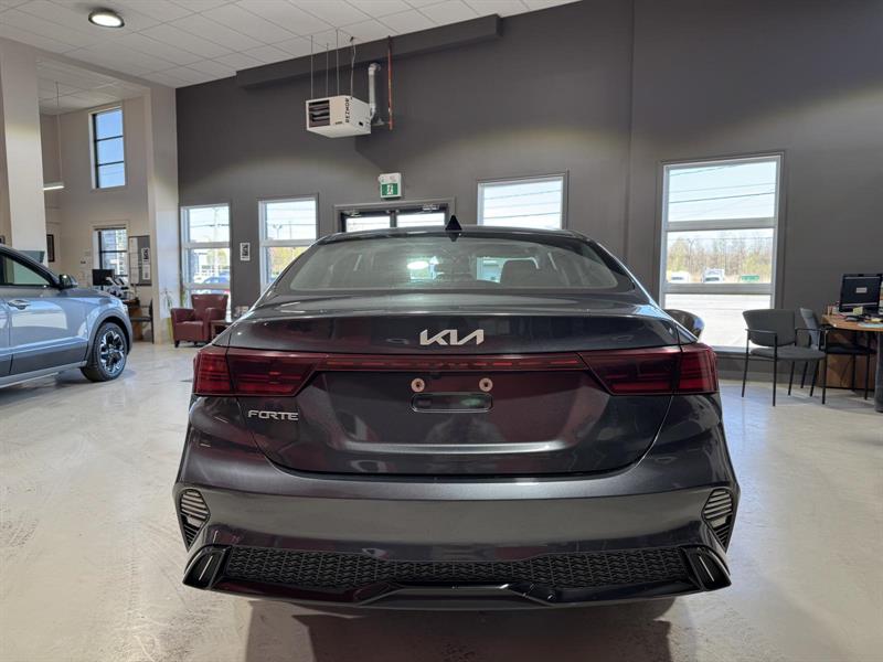 kia Forte 2023 - 4