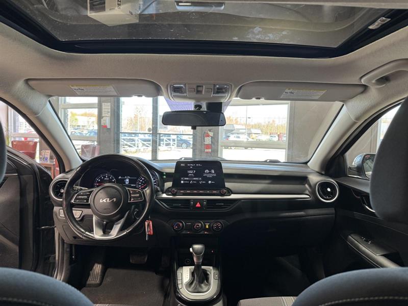 kia Forte 2023 - 26