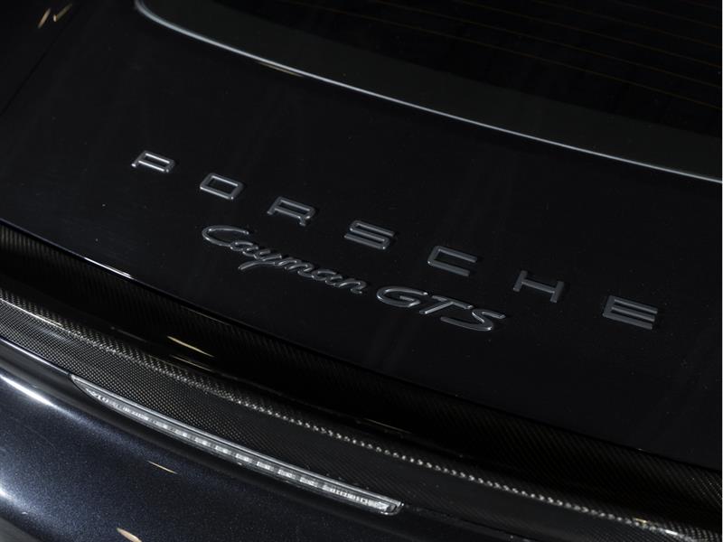 porsche Cayman 2015 - 18