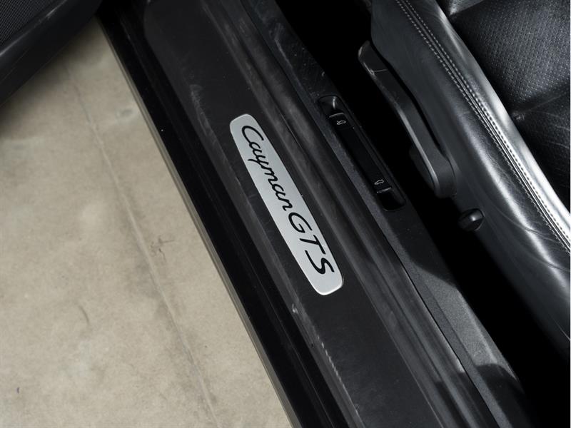 porsche Cayman 2015 - 23