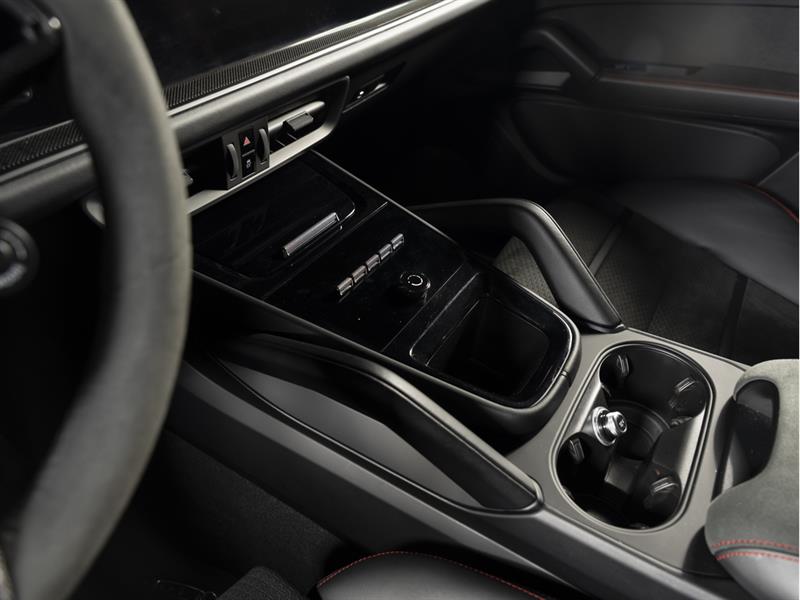 porsche Cayenne 2025 - 13