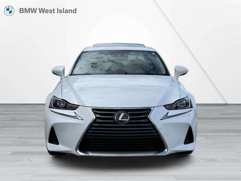 lexus IS 2019 - 2