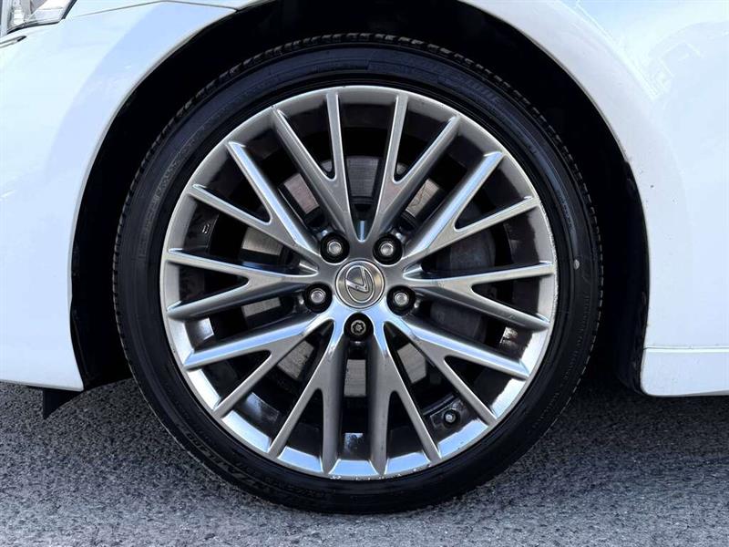 lexus IS 2019 - 9