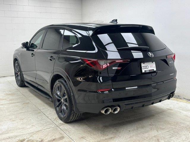 acura MDX 2023 - 3