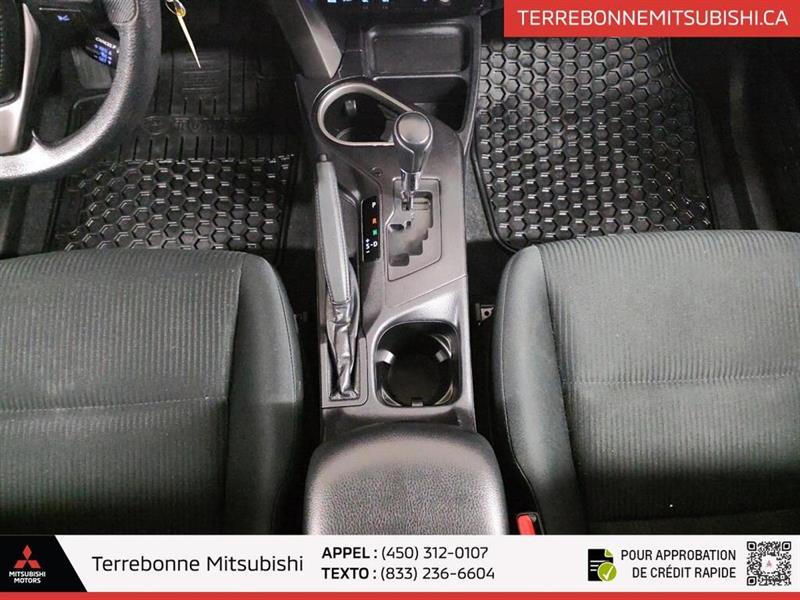 toyota RAV4 2018 - 11