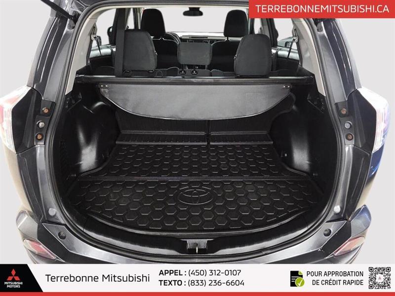 toyota RAV4 2018 - 16