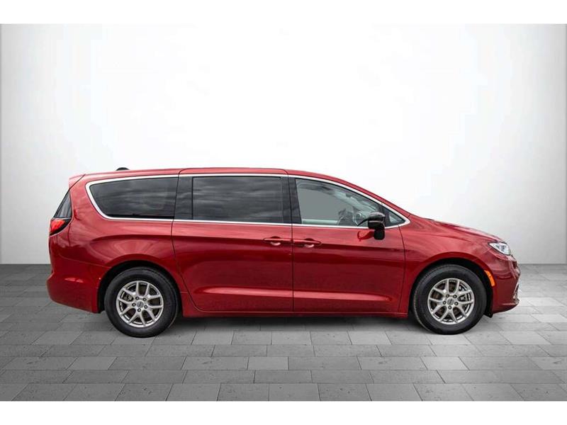 chrysler Pacifica 2024 - 4